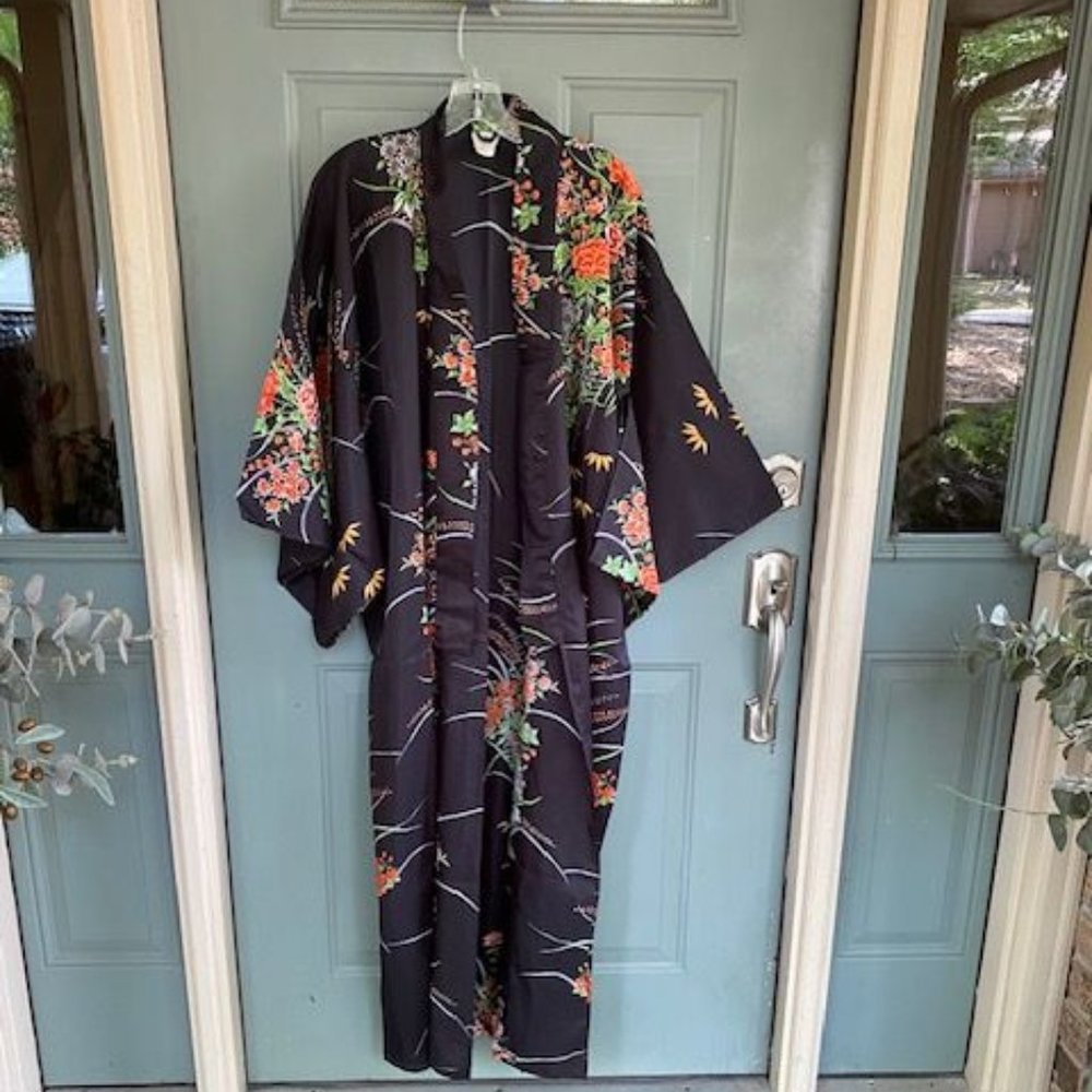 Stunning Kimono Robe + Belt One Size Multicolor Print Silky Made In Japan